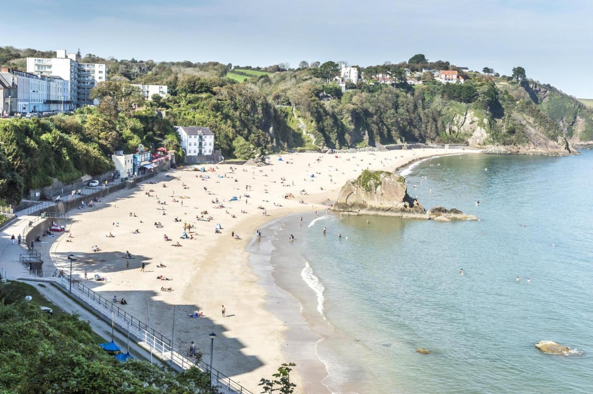Sea Legs - 2 Bedroom Apartment - Tenby Dış mekan fotoğraf